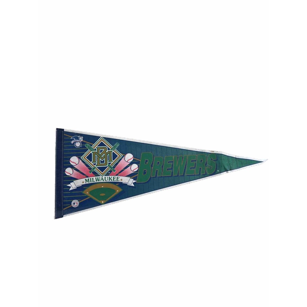 Vintage Brewers Team Pennant -‎ Milwaukee Brewers Large Pennant Souvenir 30x12